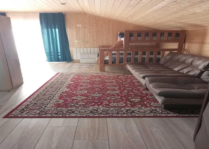 Kashmiri Kitchens Hotel